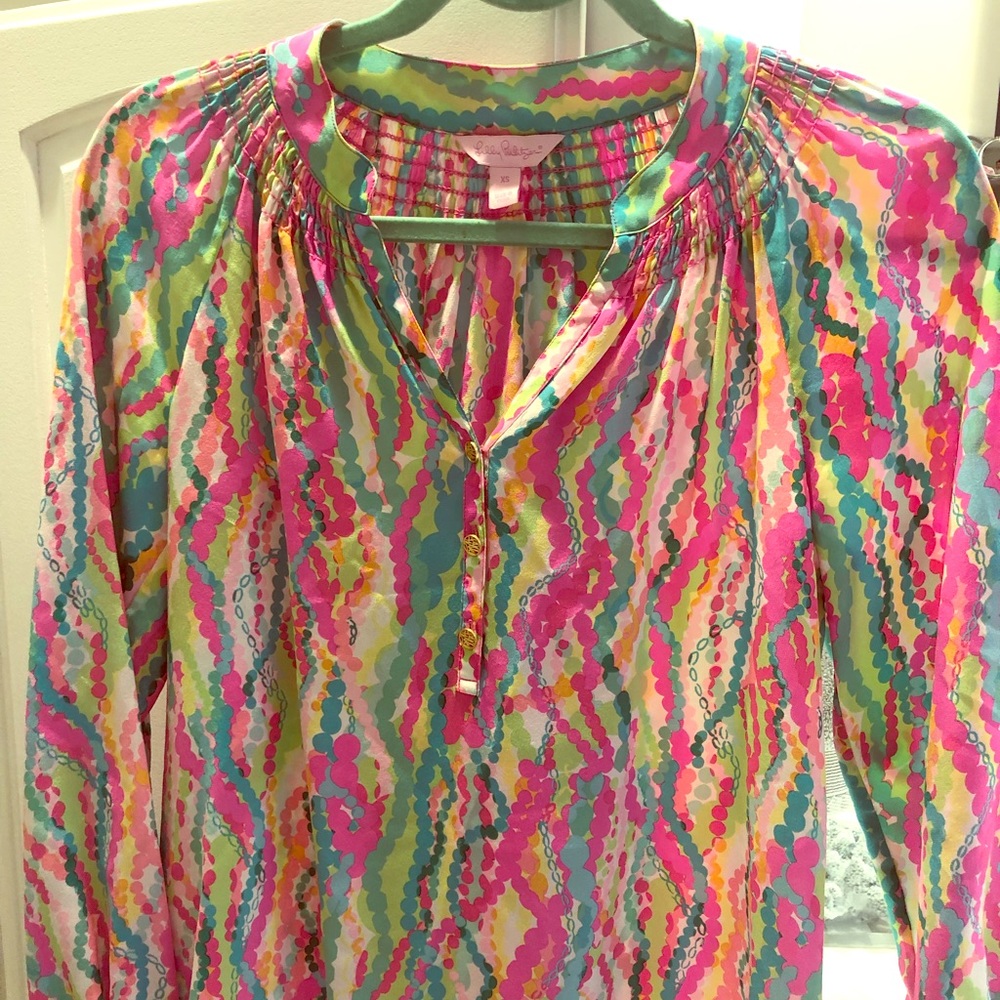 Lilly Pulitzer XS Elsa blouse in “Drippin Jewels”